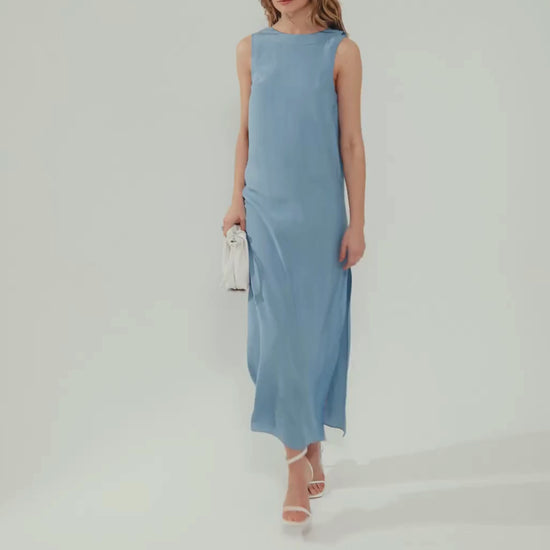 E-commerce video with a model waling in blue dress